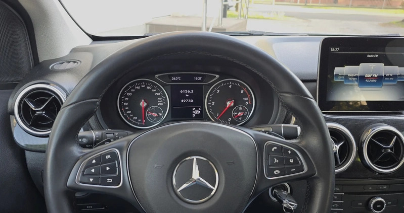 Mercedes-Benz Klasa B cena 69990 przebieg: 49730, rok produkcji 2018 z Sędziszów małe 191